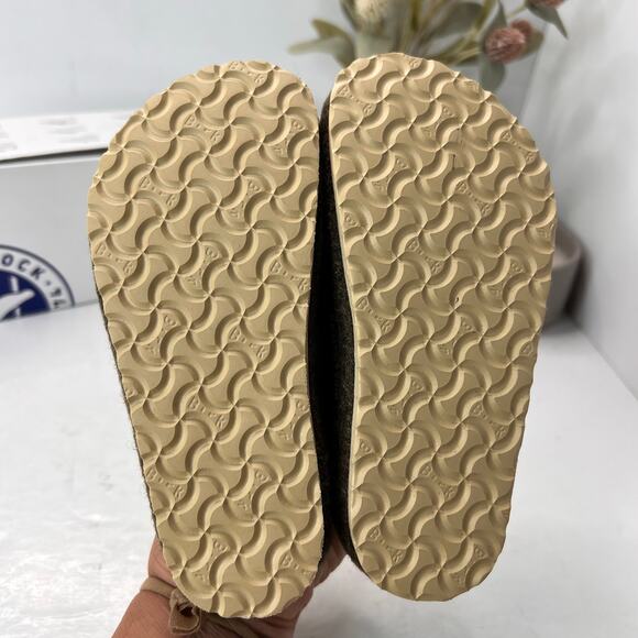 Birkenstock Kaprun Rivet Felt Mule Doubleface Khaki Kids 8/EU26 Narrow Fit NWB - Picture 8 of 10